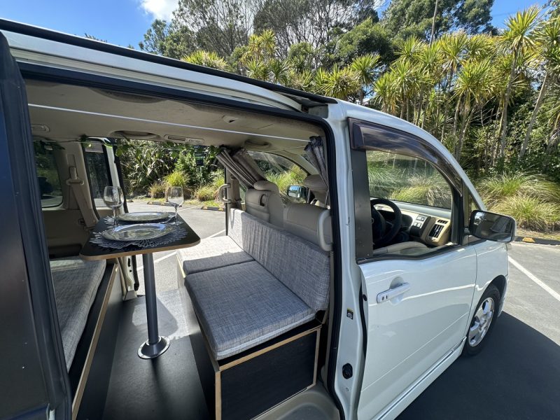 Nissan Serena Campervan 2007