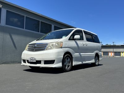 Toyota Alphard 2004