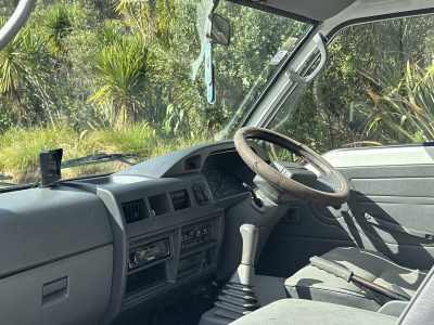 Mitsubishi L300 LWB 2009 | Low KM!